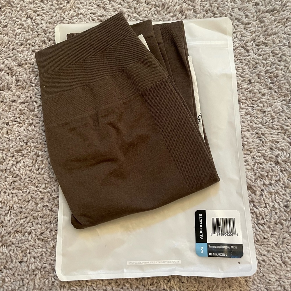 NWT Alphalete Amplify Mocha Leggings